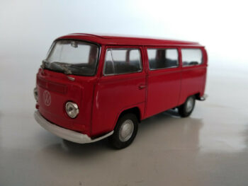 Ateepique Photos Bust211,5rouge1 168