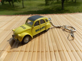 Ateepique Porte Cle DSCN0147 564