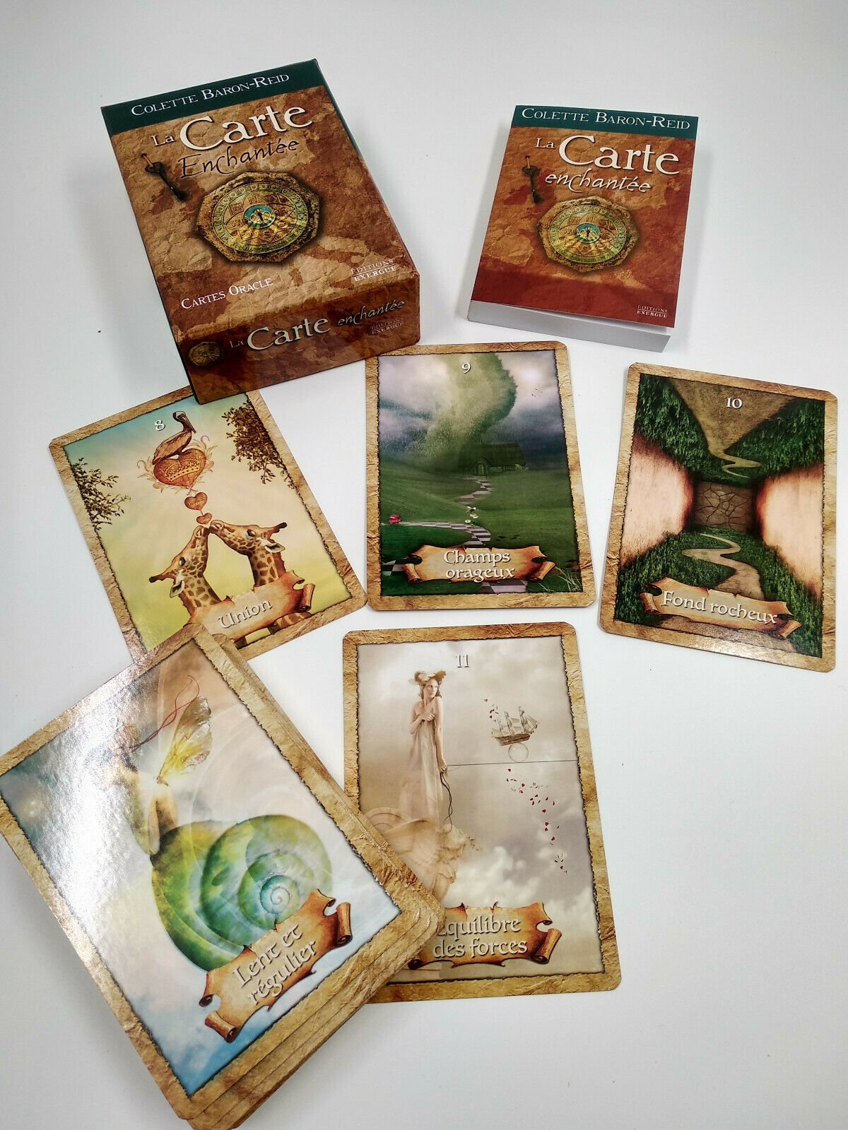 Oracle La Carte enchantée jeu cartes divinatoire + livret 200 p,en