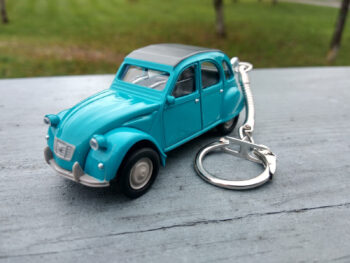 Ateepique Photos Pclé2cvbleu1 25